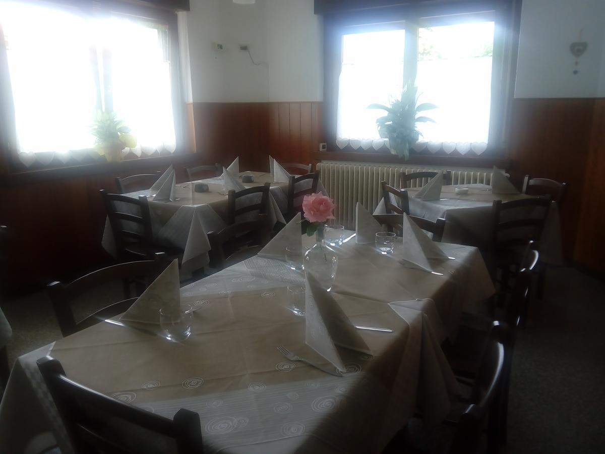 Albergo Alla Pineta Villa Santina Extérieur photo